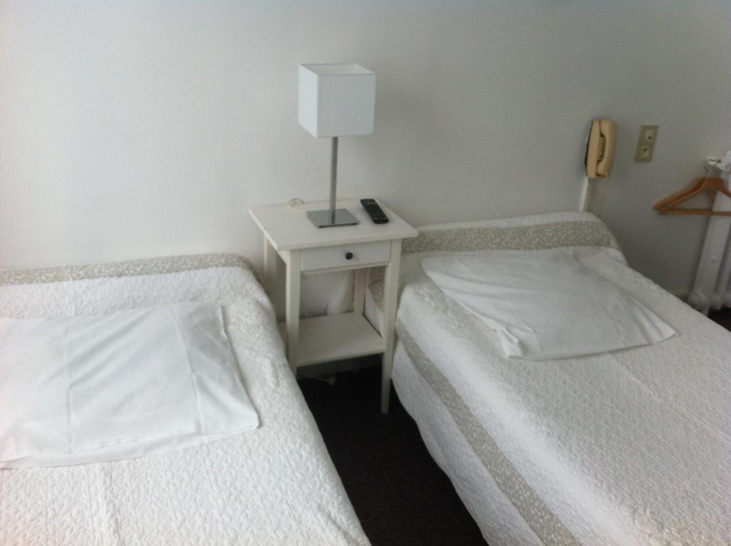 Le Monopole Hotel Реймс Стая снимка