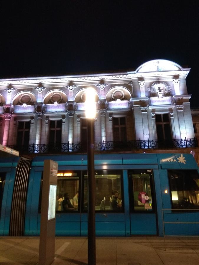 Le Monopole Hotel Реймс Екстериор снимка